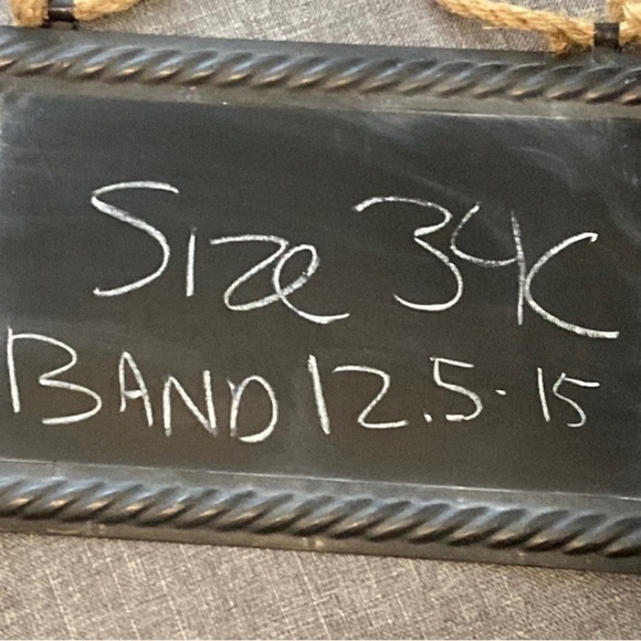 Victoria's Secret Pink Black White Crisscross Back Sport Bra Athleisure Workout - Picture 16 of 16